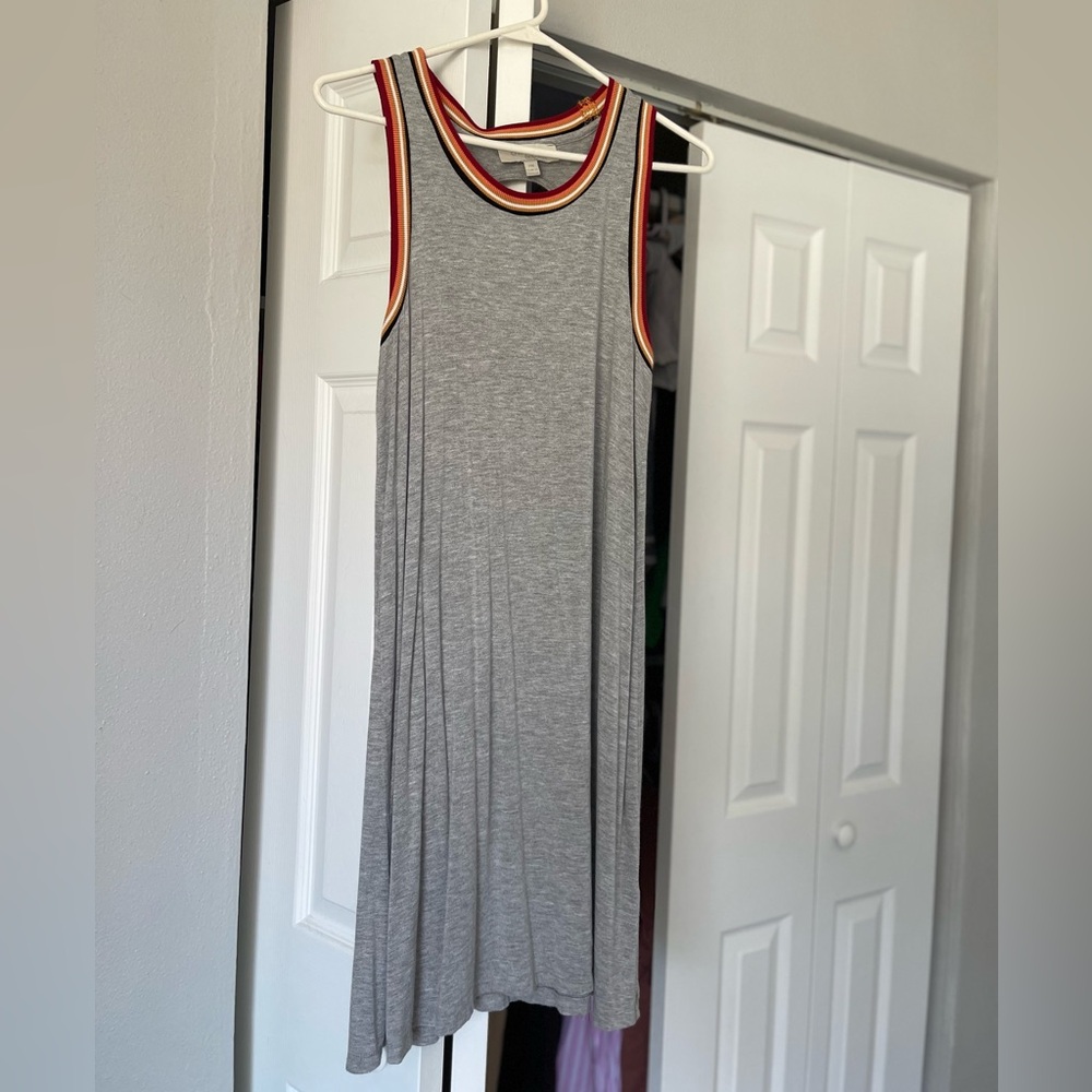 Olive & Oak dress. Cutout back. Size M